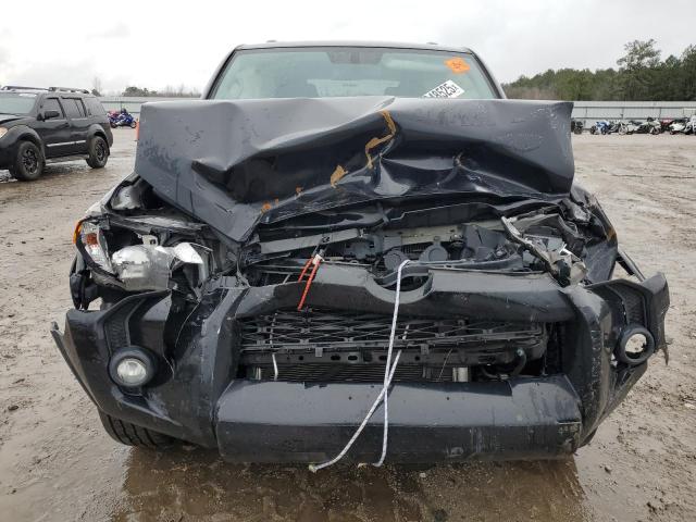 Photo 5 from auction – 2019 TOYOTA 4RUNNER SR with VIN JTEZU5JR2K5197552