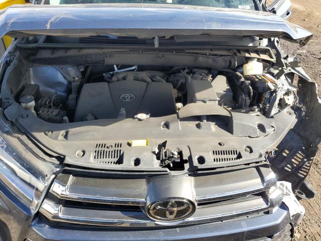 Photo 12 from auction – 2018 TOYOTA HIGHLANDER with VIN 5TDDZRFHXJS844876