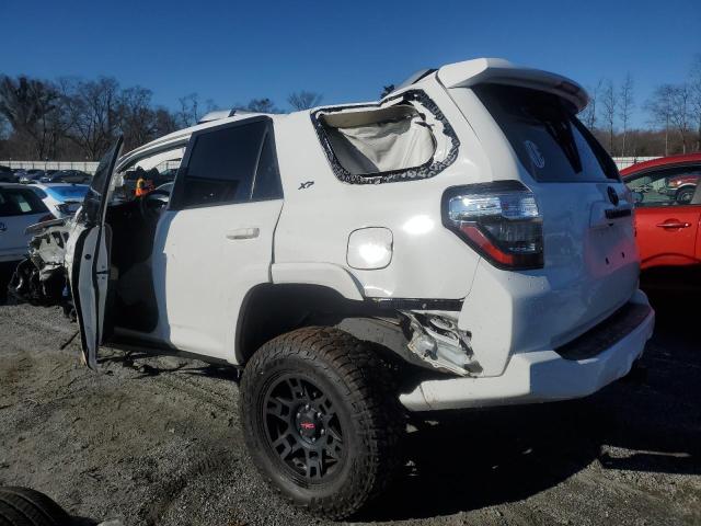 Photo 2 from auction – 2018 TOYOTA 4RUNNER SR with VIN JTEBU5JR7J5507159