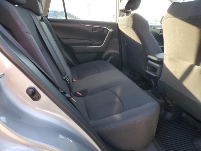 Photo 11 from auction – 2019 TOYOTA RAV4 LE with VIN 2T3H1RFV4KW010892