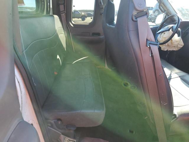 Photo 10 from auction – 2001 FORD F150 with VIN 1FTRX17W11NA30549
