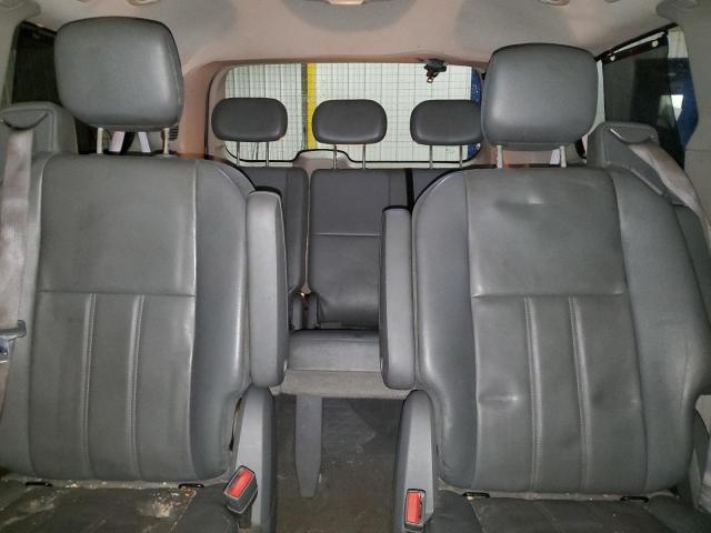 Photo 10 from auction – 2010 CHRYSLER TOWN & COU with VIN 2A4RR5D14AR133701
