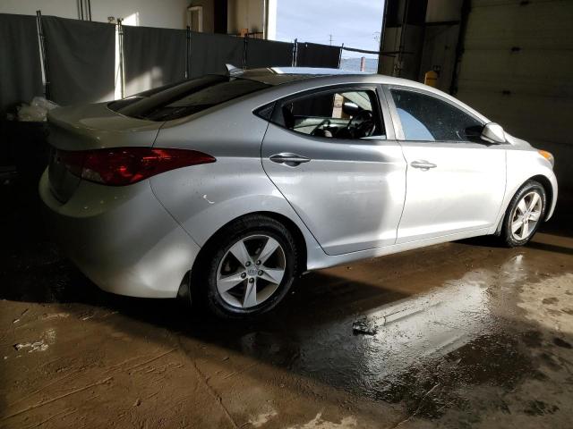Photo 3 from auction – 2012 HYUNDAI ELANTRA GL with VIN KMHDH4AEXCU463395