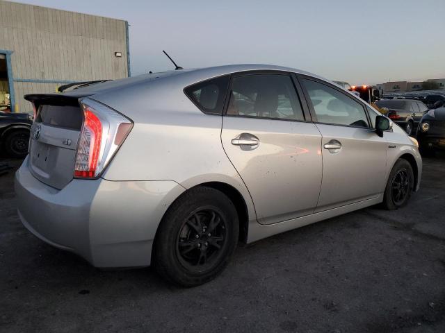 Photo 3 from auction – 2015 TOYOTA PRIUS with VIN JTDKN3DU0F1928550
