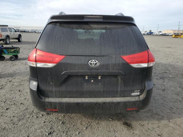 Photo 6 from auction – 2014 TOYOTA SIENNA XLE with VIN 5TDYK3DC5ES447608