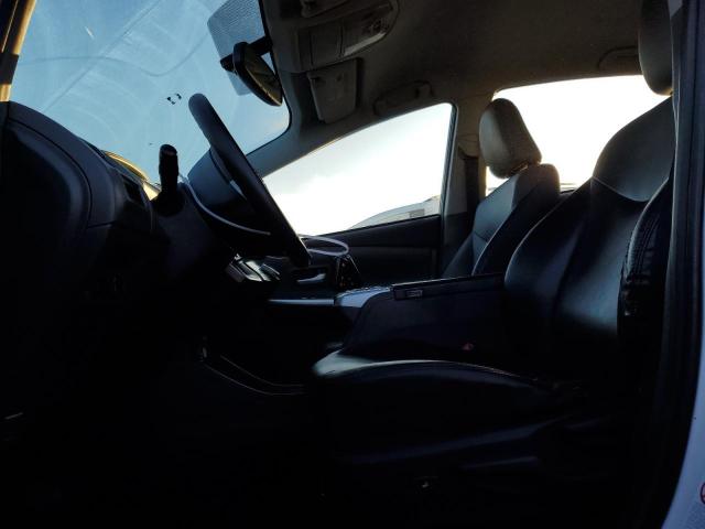 Photo 7 from auction – 2012 TOYOTA PRIUS V with VIN JTDZN3EUXC3184453