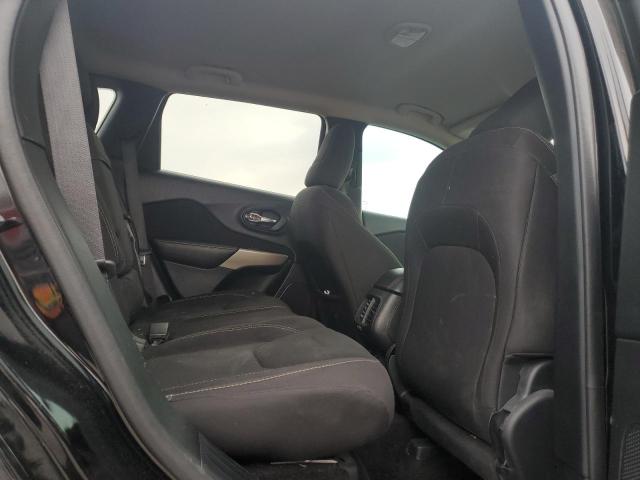 Photo 11 from auction – 2017 JEEP CHEROKEE L with VIN 1C4PJLCB3HD223325