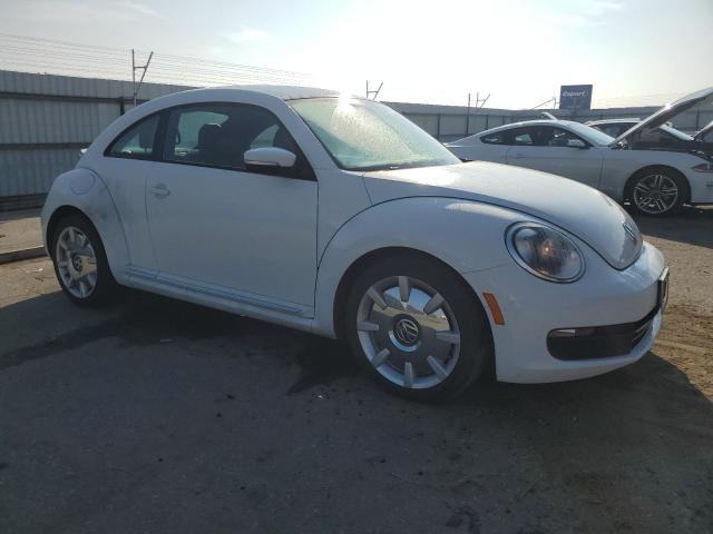 Photo 4 from auction – 2016 VOLKSWAGEN BEETLE SE with VIN 3VWJ17AT2GM635728