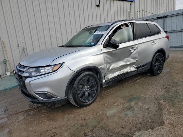 MITSUBISHI OUTLANDER 2018 with VIN JA4AD3A32JZ021328 - Photo from auction