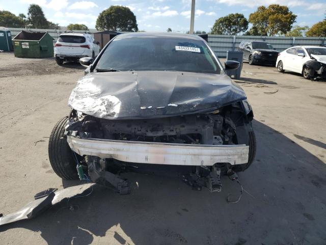 Photo 5 from auction – 2015 CHRYSLER 200 LIMITE with VIN 1C3CCCABXFN725885