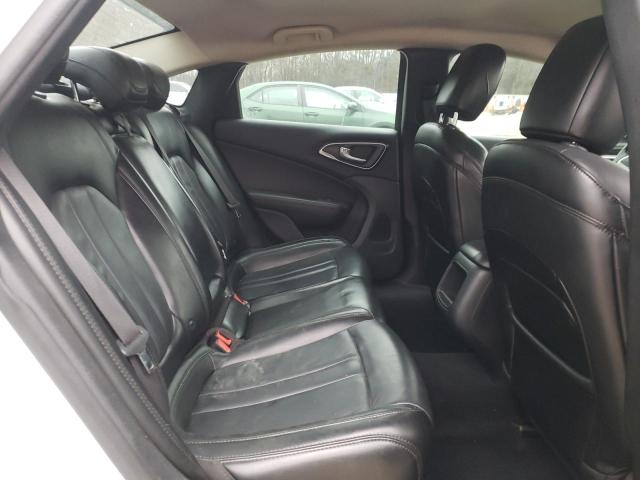 Photo 10 from auction – 2016 CHRYSLER 200 LIMITE with VIN 1C3CCCAB5GN196038