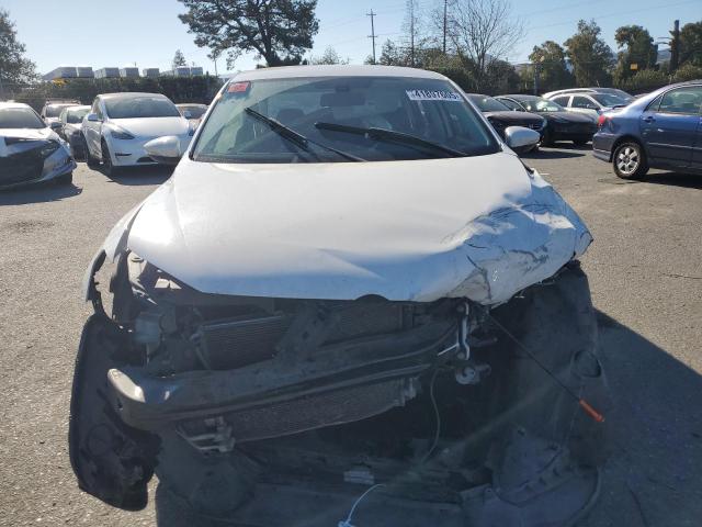 Photo 5 from auction – 2012 VOLKSWAGEN PASSAT S with VIN 1VWAP7A32CC019781