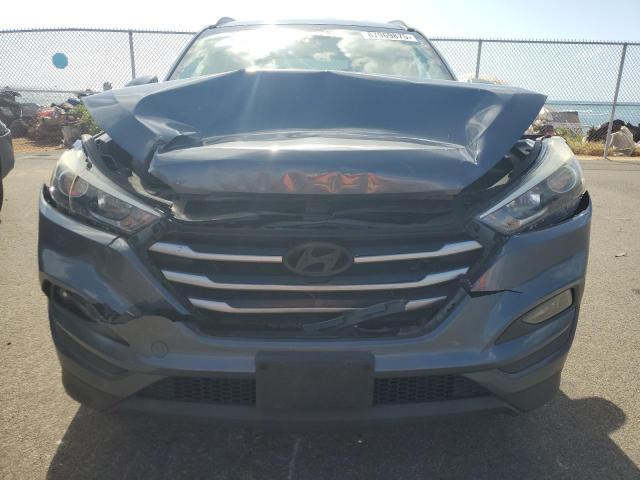 Photo 5 from auction – 2017 HYUNDAI TUCSON LIM with VIN KM8J3CA42HU491704