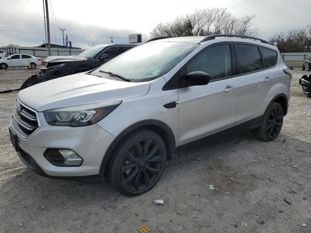FORD ESCAPE SE 2017 with VIN 1FMCU0G91HUC01329 - Photo from auction