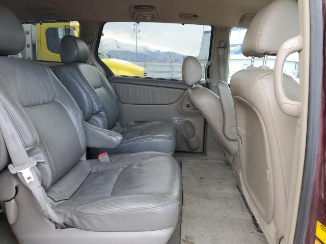 Photo 11 from auction – 2005 TOYOTA SIENNA XLE with VIN 5TDBA22C85S029565