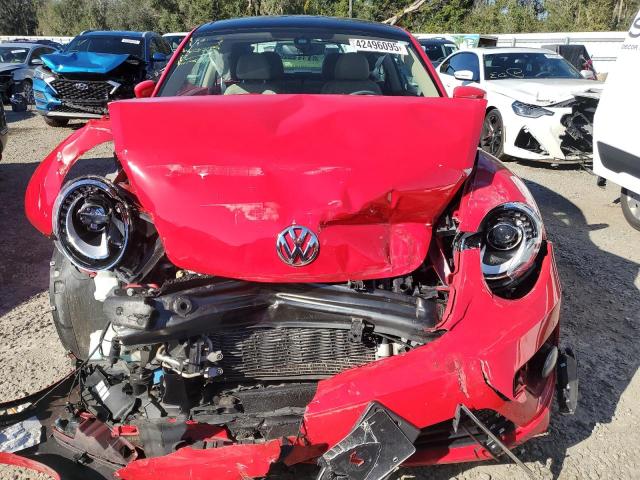 Photo 5 from auction – 2018 VOLKSWAGEN BEETLE SE with VIN 3VWJD7AT2JM727906
