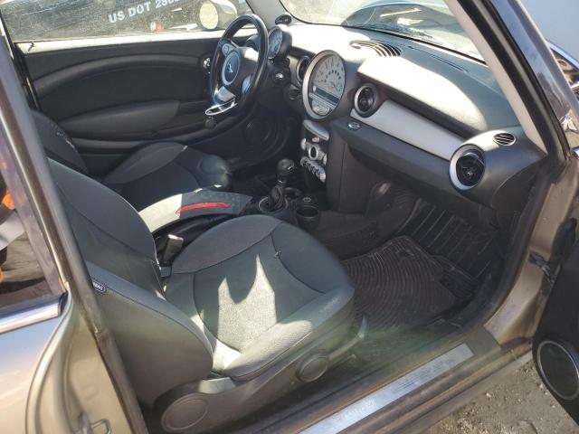 Photo 8 from auction – 2010 MINI COOPER CLU with VIN WMWML3C57ATX37646