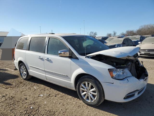 Photo 4 from auction – 2015 CHRYSLER TOWN & COU with VIN 2C4RC1GG6FR742540