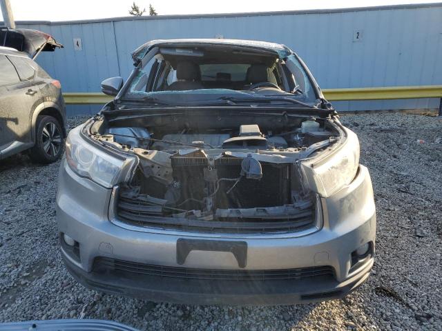 Photo 5 from auction – 2016 TOYOTA HIGHLANDER with VIN 5TDBKRFH1GS306488