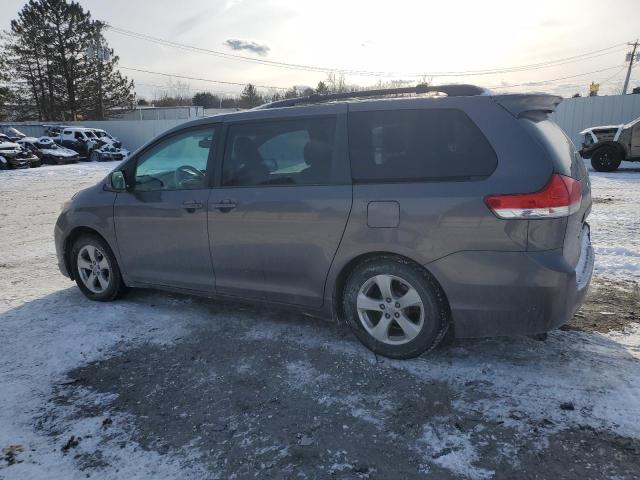 Photo 2 from auction – 2013 TOYOTA SIENNA LE with VIN 5TDKK3DC0DS375463