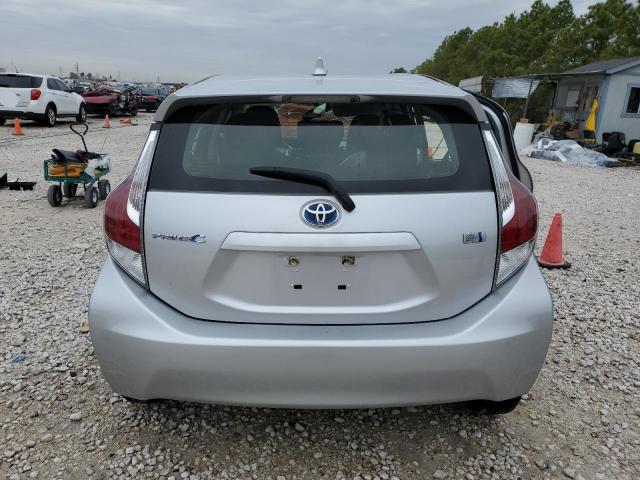 Photo 6 from auction – 2015 TOYOTA PRIUS C with VIN JTDKDTB35F1104993