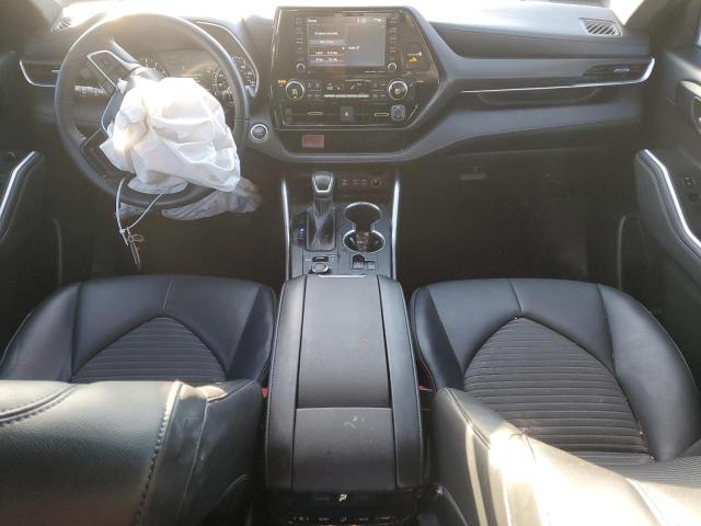 Photo 8 from auction – 2022 TOYOTA HIGHLANDER with VIN 5TDLZRBH3NS243686