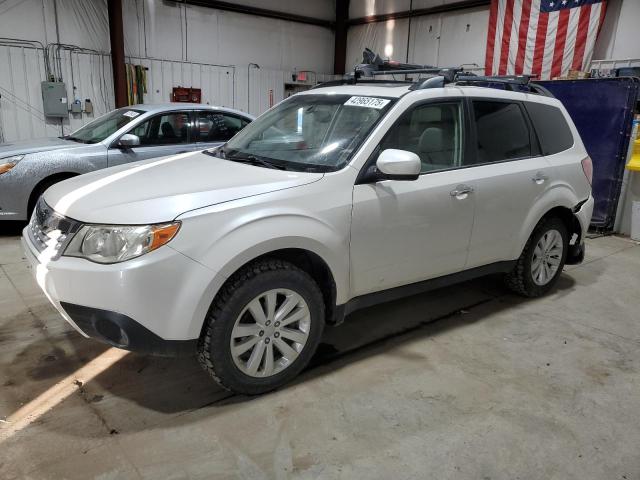 SUBARU FORESTER L 2013 с VIN JF2SHAEC5DH429928 - Снимка от търг