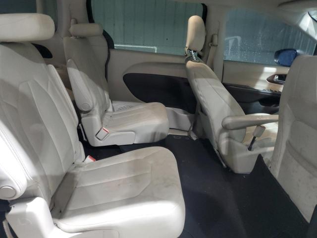 Photo 11 from auction – 2017 CHRYSLER PACIFICA T with VIN 2C4RC1DG9HR518637