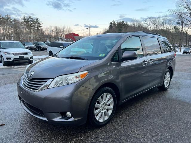 Photo 2 from auction – 2011 TOYOTA SIENNA XLE with VIN 5TDDK3DC4BS027929