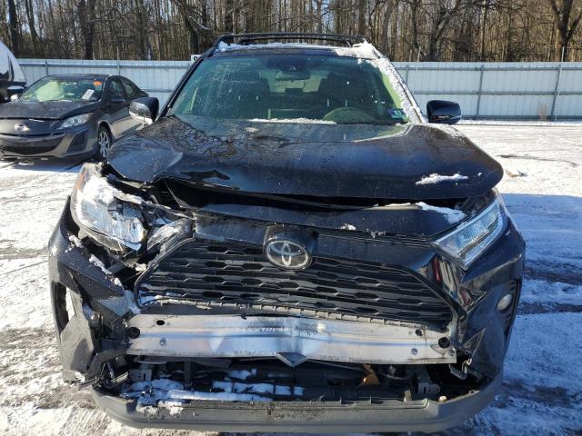 Photo 5 from auction – 2019 TOYOTA RAV4 XLE with VIN JTMP1RFV7KD020373