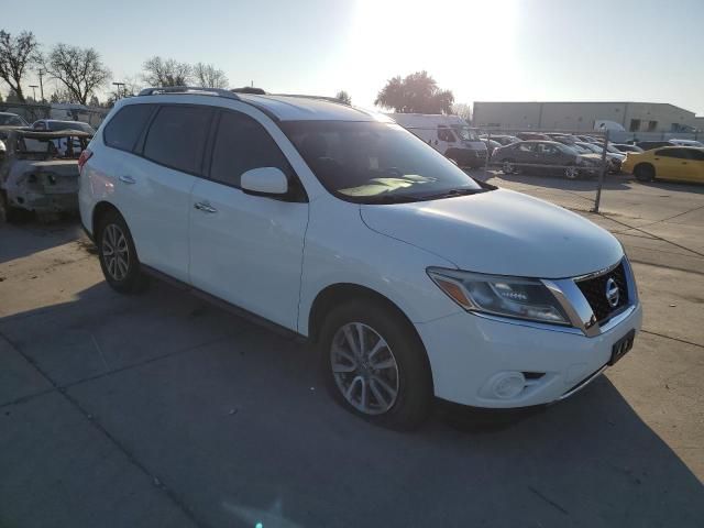 Photo 4 from auction – 2016 NISSAN PATHFINDER with VIN 5N1AR2MN1GC631579