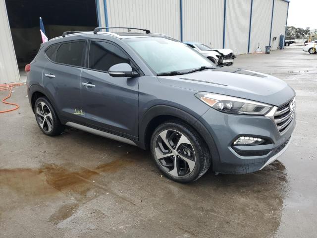 Photo 4 from auction – 2017 HYUNDAI TUCSON LIM with VIN KM8J33A22HU367754