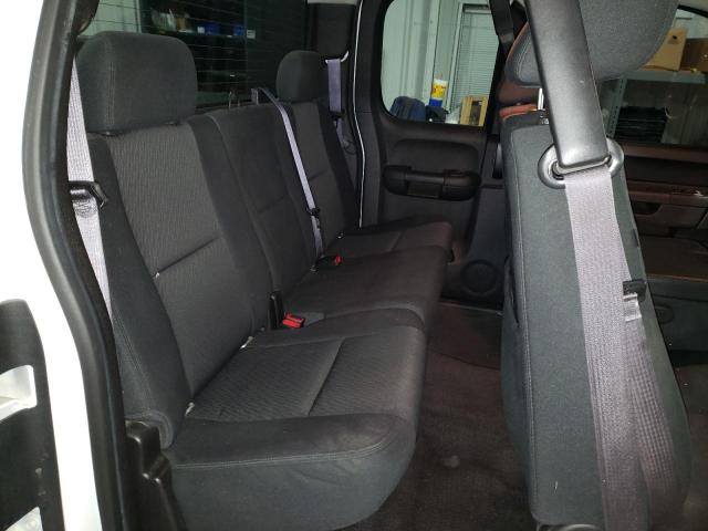 Photo 10 from auction – 2013 CHEVROLET SILVERADO with VIN 1GCRKSE78DZ190330