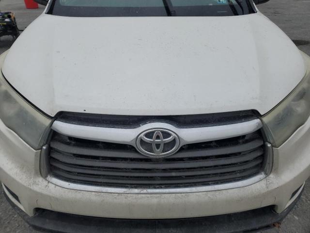 Photo 12 from auction – 2015 TOYOTA HIGHLANDER with VIN 5TDJKRFH6FS126398