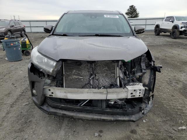 Photo 5 from auction – 2017 TOYOTA HIGHLANDER with VIN 5TDDZRFH1HS380709