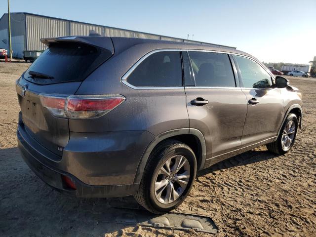 Photo 3 from auction – 2016 TOYOTA HIGHLANDER with VIN 5TDZKRFH5GS122122