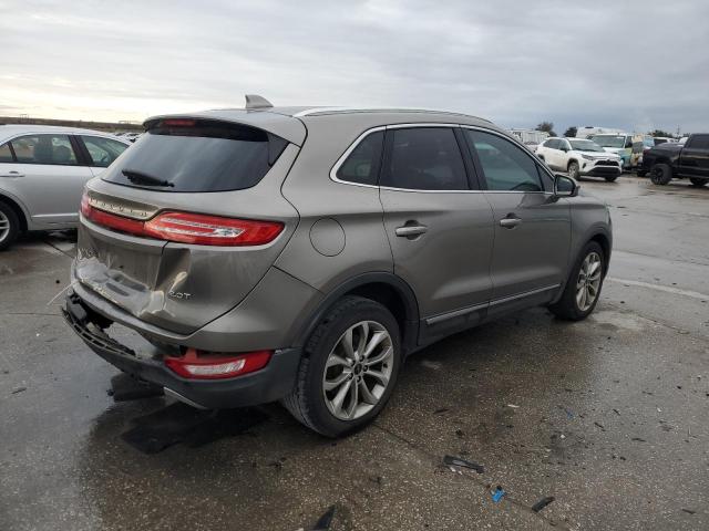 Photo 3 from auction – 2017 LINCOLN MKC SELECT with VIN 5LMCJ2C98HUL62655