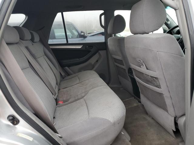 Photo 11 from auction – 2004 TOYOTA 4RUNNER SR with VIN JTEBU14R640048129