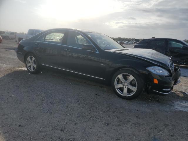 Photo 4 from auction – 2012 MERCEDES-BENZ S 550 with VIN WDDNG7DB5CA439320