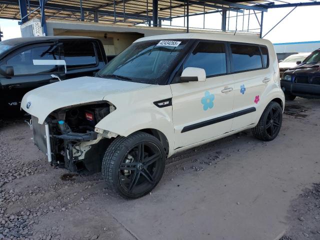 KIA SOUL 2013 with VIN KNDJT2A50D7562754 - Photo from auction