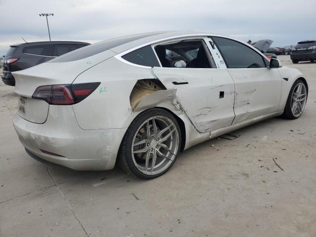 Снимка 3 от търг – 2018 TESLA MODEL 3 с VIN 5YJ3E1EA8JF164914