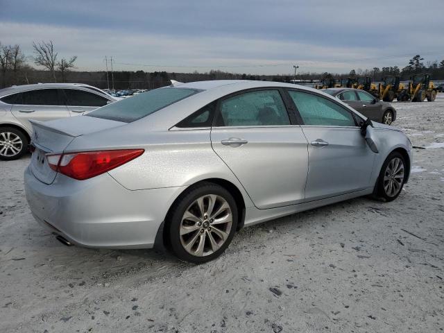 Photo 3 from auction – 2013 HYUNDAI SONATA SE with VIN 5NPEC4AC9DH646885