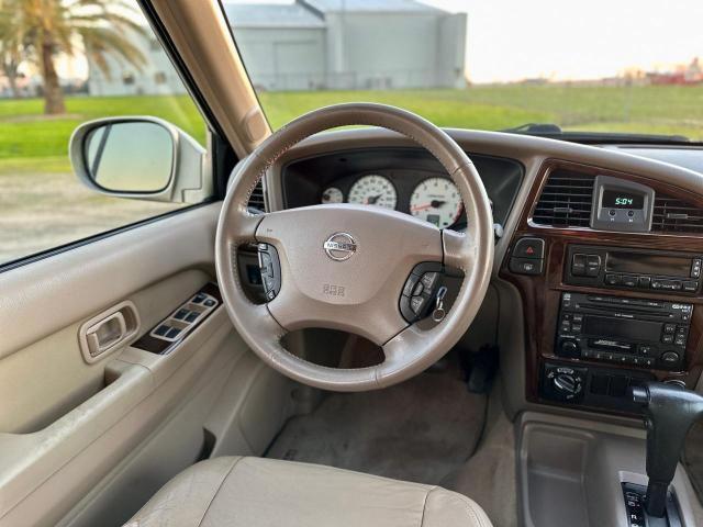 Photo 9 from auction – 2002 NISSAN PATHFINDER with VIN JN8DR09Y12W714871