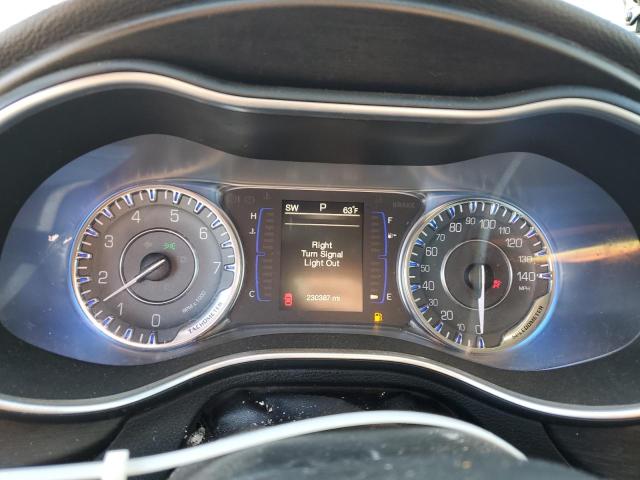 Photo 9 from auction – 2015 CHRYSLER 200 LIMITE with VIN 1C3CCCAB3FN732791