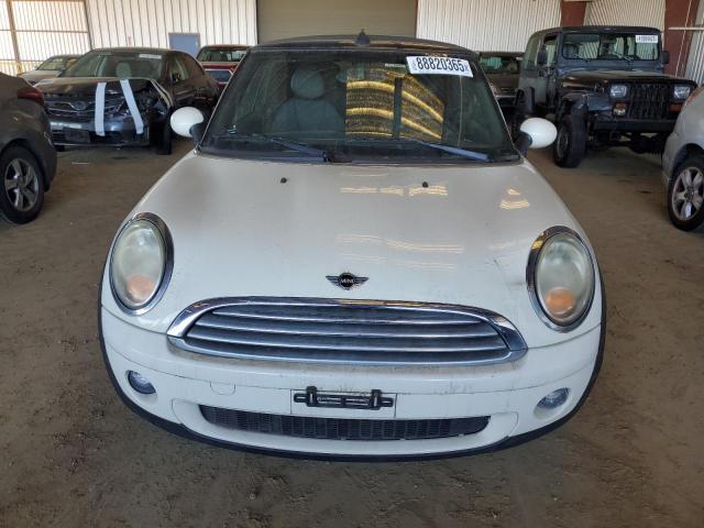 Photo 5 from auction – 2010 MINI COOPER with VIN WMWMR3C59ATU98390