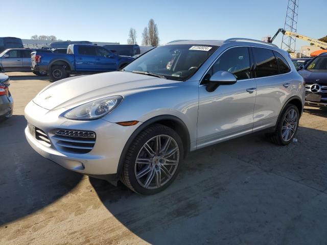 PORSCHE CAYENNE 2013 with VIN WP1AA2A23DLA19304 - Photo from auction