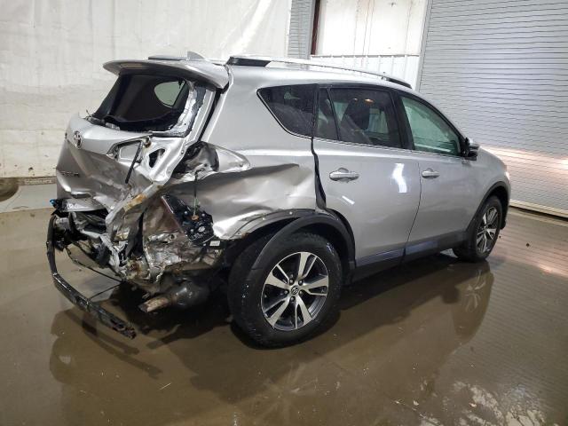 Photo 3 from auction – 2017 TOYOTA RAV4 XLE with VIN 2T3RFREV1HW655421