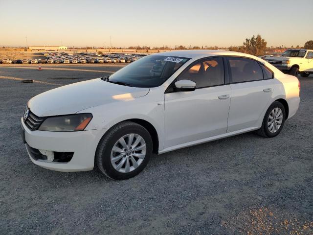 Photo 1 from auction – 2014 VOLKSWAGEN PASSAT S with VIN 1VWAS7A3XEC120150