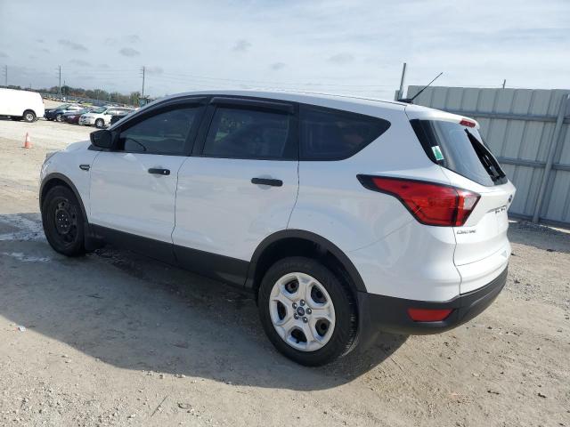 Photo 2 from auction – 2019 FORD ESCAPE S with VIN 1FMCU0F77KUB75181
