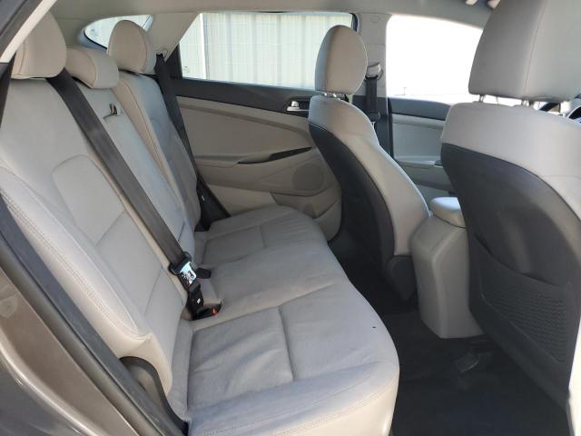 Photo 11 from auction – 2020 HYUNDAI TUCSON SE with VIN KM8J2CA45LU091101